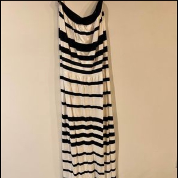 Black and white tube top maxi dress - Picture 1 of 1